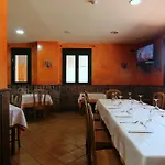 Hotel Rural Hojaranzos Tejeda de Tiétar