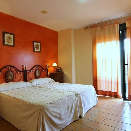 Rural Hojaranzos 3* Техеда-де-Тьетар