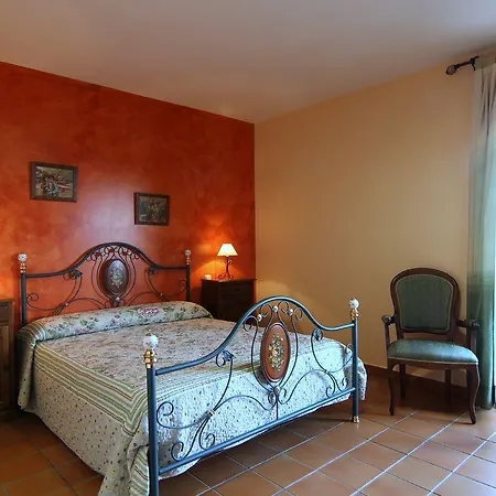 Hotel Rural Hojaranzos