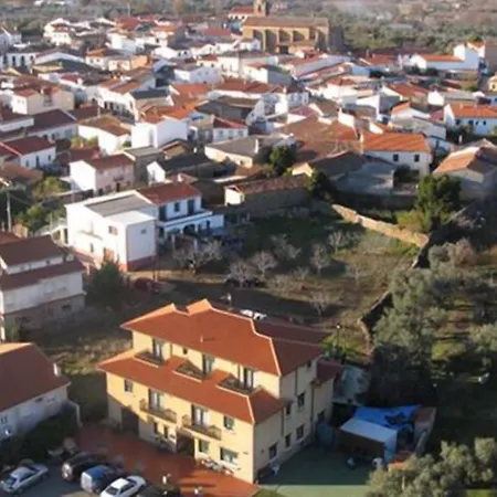 Hotel Rural Hojaranzos