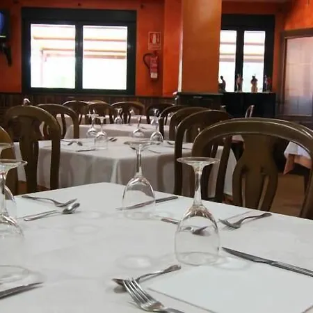 Rural Hojaranzos Hotel 3*