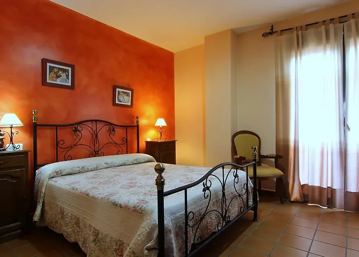 Hotel Rural Hojaranzos Tejeda de Tiétar