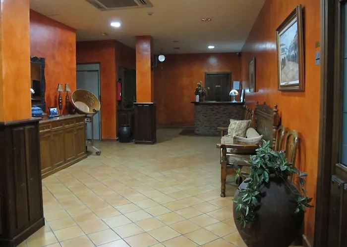 霍哈兰佐乡村酒店 Tejeda de Tiétar