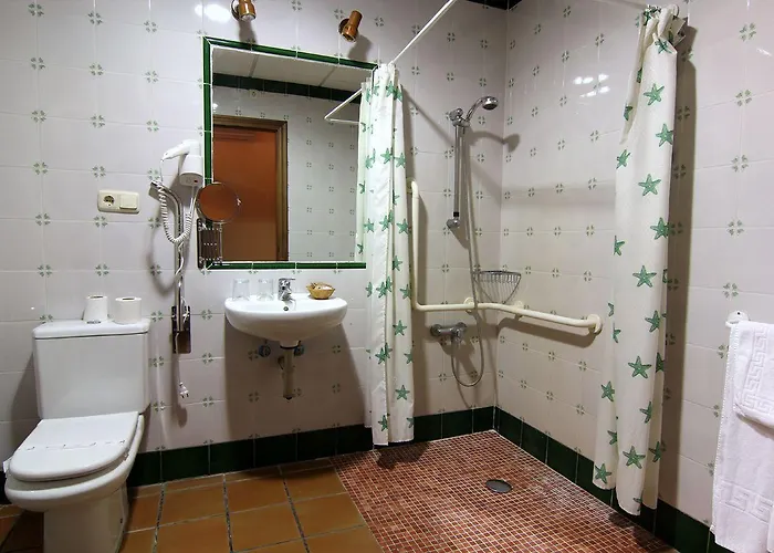 Hotel Rural Hojaranzos 3*