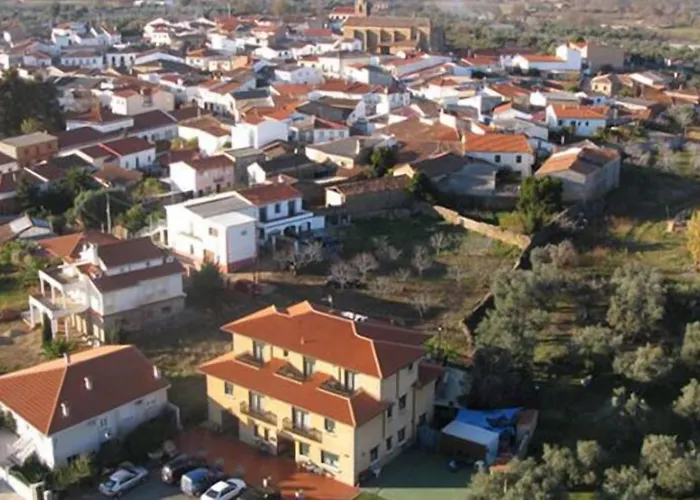 Hotel Rural Hojaranzos